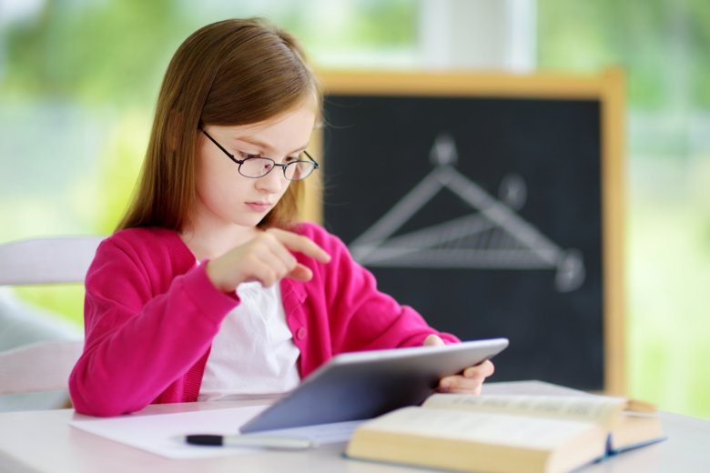 Girl with padlet